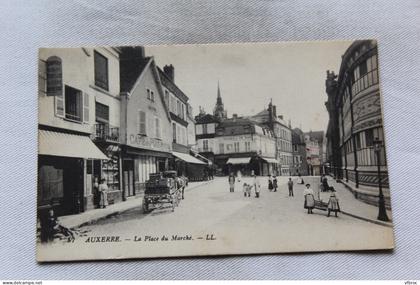 Auxerre, la place du marché, Yonne 89