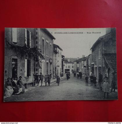 AVAILLES LIMOUZINE RUE ROCARD