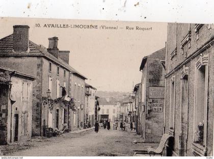 AVAILLES-LIMOUZINE RUE ROQUART ( FAUTE D'ORTHOGRAPHE EN LEGENDE AVAILLES-LIMOUSINE )