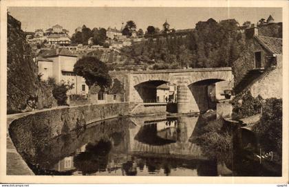CPA Avallon Cousin le pont