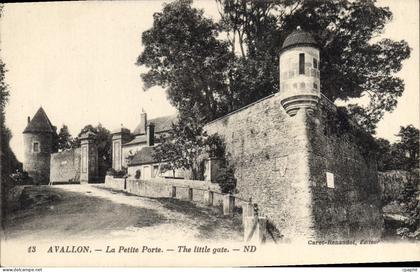 CPA Avallon La Petite Porte