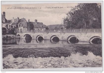 Azay-le-Rideau - L'Indre en avant du pont