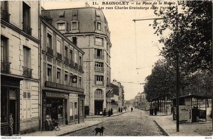 CPA BAGNOLET La Place de la Mairie (1352996)