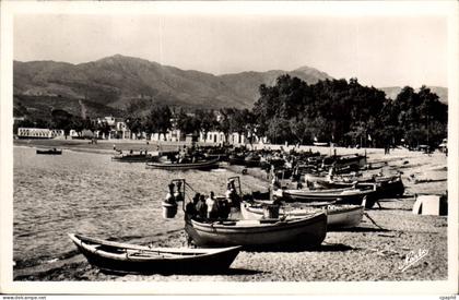 CPA Banyuls Sur Mer plage Et La Place de la ville