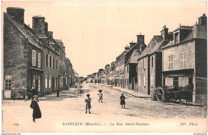 CPA Carte postale France  Barfleur  Rue Saint Thomas   VM89939ok