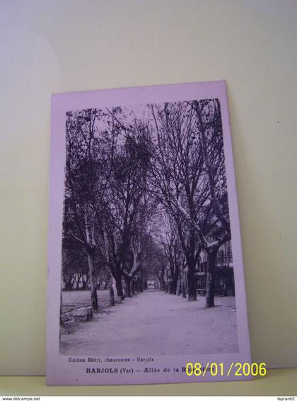 BARJOLS (VAR) ALLEE DE LA ROUGUIERE.