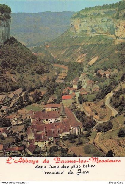 39 BAUME LES MESSIEURS LE CIRQUE DE BAUME LES MESSIEURS