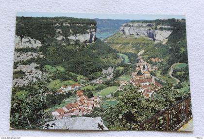 Cpm 1969, Baume les Messieurs, le cirque, l'abbaye et le village, Jura 39