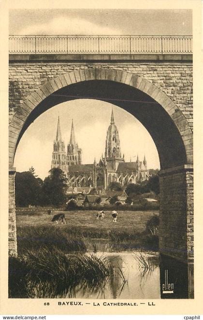 CPA Bayeux la Cathedrale