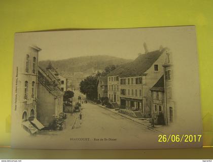 BEAUCOURT (TERRITOIRE DE BELFORT) LES COMMERCES. LES MAGASINS. RUE DE SAINT-DIZIER