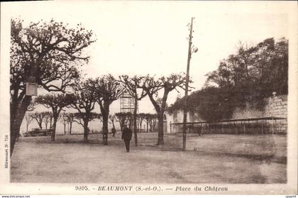 CPA Beaumont Place Du Chateau