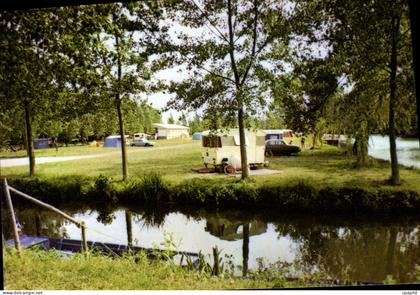 CPSM Beaumont sur Sarthe Bords de la Sarthe