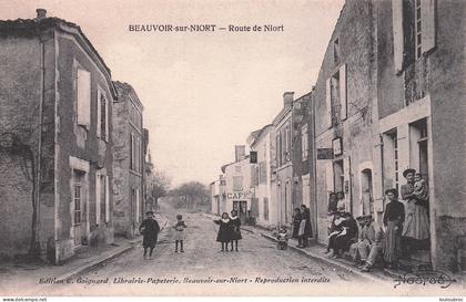 BEAUVOIR SUR NIORT ROUTE DE NIORT