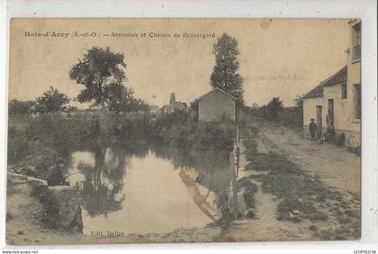 Bois d'Arcy Abreuvoir et Chemin de Beauregard