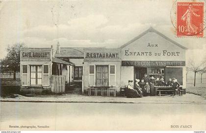 BOIS D'ARCY restaurant "Aux enfants du Fort"