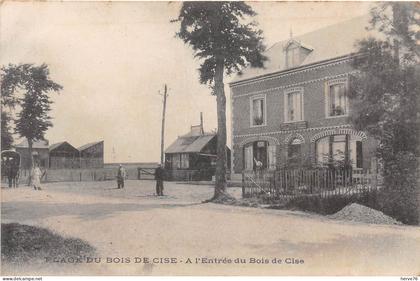 BOIS DE CISE - la plage - à l'entrée du Bois de Cise