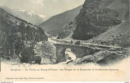 CPA Dauphine De Vizille au Bourg d Oisans Les Gorges de la Romanche et les Grandes Rousses