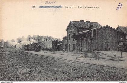 France Bray sur Somme Gare Railway Station Steam train postcard B752