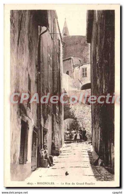 CPA Brignoles la rue du grand escalier