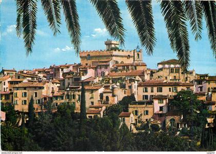 CPM Cagnes sur Mer La Vieille Ville Le Chateau vus de l'Hubac
