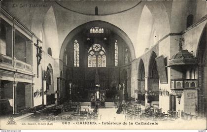 CPA Cahors Interieur de la Cathedrale