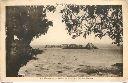 CPA Cote d'Emeraude Cancale Rocher de Cancale et fort des Rimains