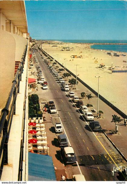 CPM Canet Plage ((Pyrenees Orientales) La Promenade de la Cote Vermeille et la Plage