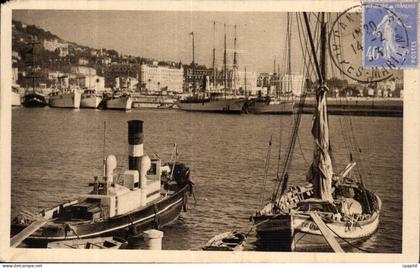 Cannes - Le Port Bateaux - CPA