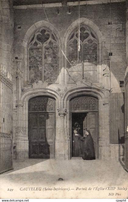 Canteleu - Portail de l'Eglise CPA