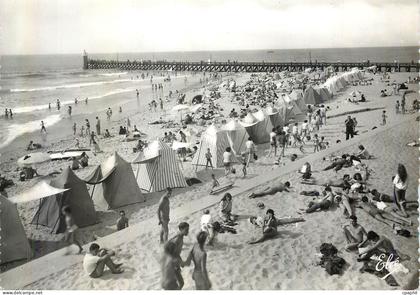 CPM Capbreton (Landes) la Plage et la Jetee