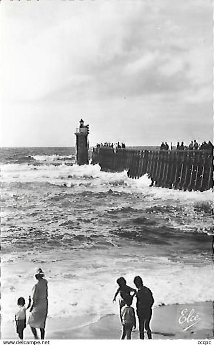 CPSM Capbreton L'Estacade et le Phare