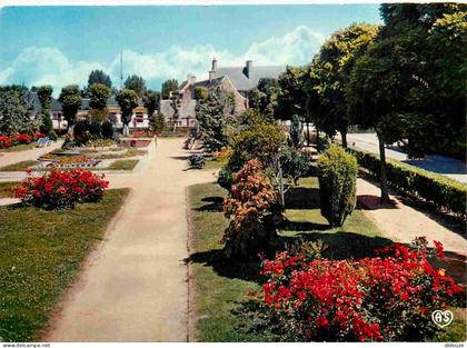 50 - Carentan - Le Jardin Public - CPM - Voir Scans Recto-Verso