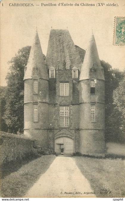 CPA Carrouges Pavillon d'Entree du Chateau (XVe Siecle)