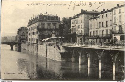 Castres, Le Quai Tourcaudierre