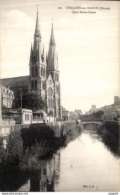CPA Chalons Sur Marne Quai Notre Dame
