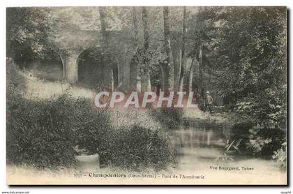 CPA Champdeniers Deux Sevres Pont de l'Aumonerie