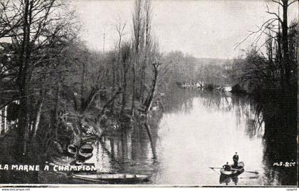 CPA La Marne a Champigny