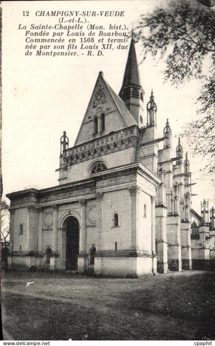 CPA Champigny sur Veude La Sainte Chapelle