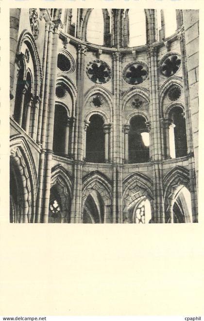 CPM Eglise de Chars XII e siecle Choeur