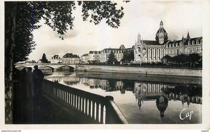 CPA Chateau Gontier Les Quais