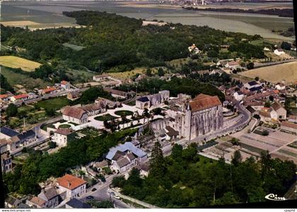 CPSM Chateau Landon (S et M) Vue generale aerienne
