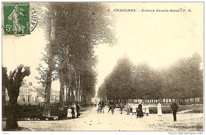 Carte Postale Ancienne de CHAULNES - Avenue Ste Anne