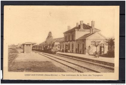 79 - Chef Boutonne - Vue Interieure de la gare des voyageurs