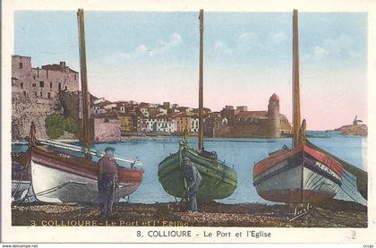 CPA Collioure Le Port et l'Eglise