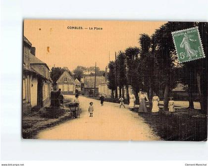 COMBLES : La Place - état