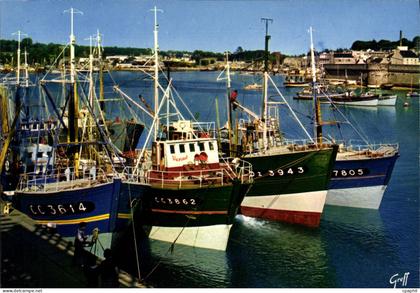 CPSM Concarneau Le Port