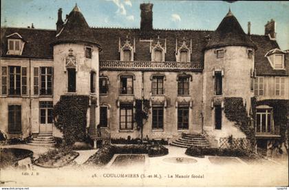 CPA Coulommiers Le Manoir Feodal