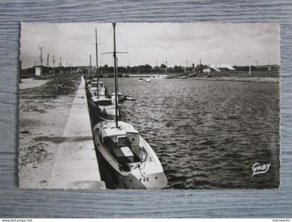 Cpa Courseulles sur mer (14) le port