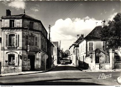 Courson les Carrières - Le faubourg