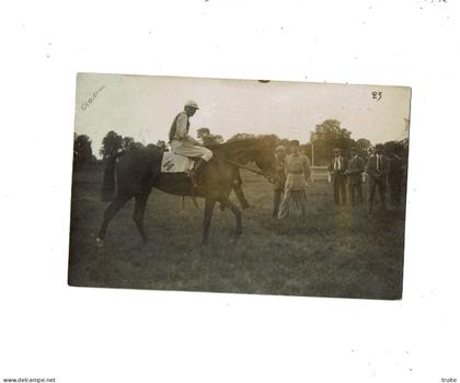 CRAON ? COURSE DE CHEVAUX A L'HIPPODROME ( CARTE PHOTO )